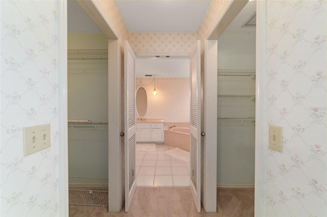 8051 NW 43RD LANE, Ocala, FL 34482