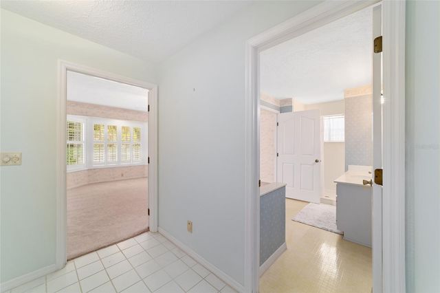 8051 NW 43RD LANE, Ocala, FL 34482