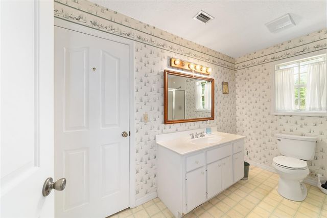 8051 NW 43RD LANE, Ocala, FL 34482