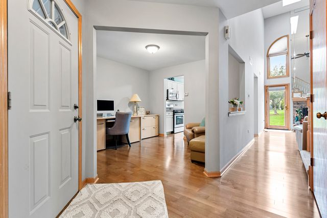 17326 Brook Crossing Court, Orland Park, IL 60467