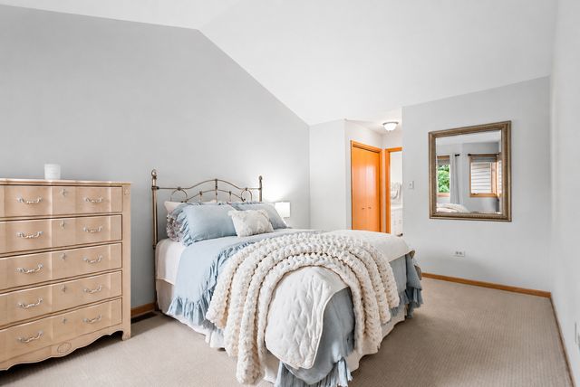 17326 Brook Crossing Court, Orland Park, IL 60467