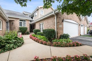 17326 Brook Crossing Court, Orland Park, IL 60467