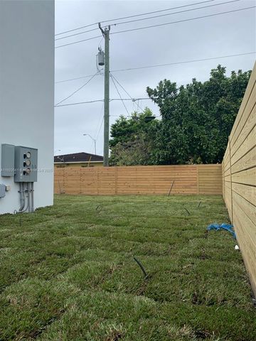 805 E 28th St 805, Hialeah, FL 33013