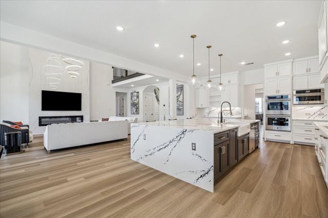 2511 Fountain Breeze Drive, Missouri City, TX 77459