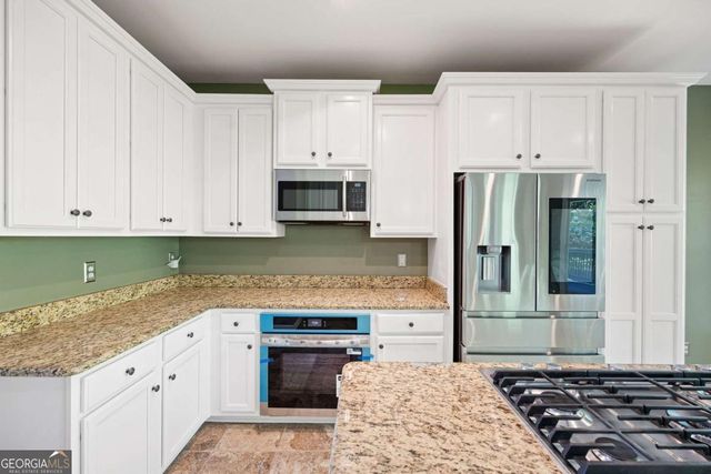 13 Royal Lake Drive SE, Cartersville, GA 30120
