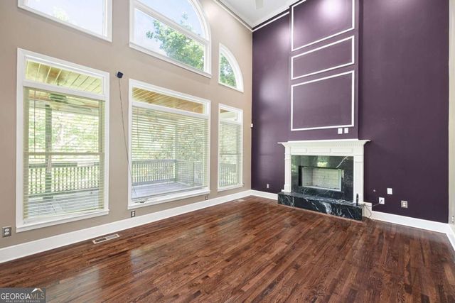 13 Royal Lake Drive SE, Cartersville, GA 30120