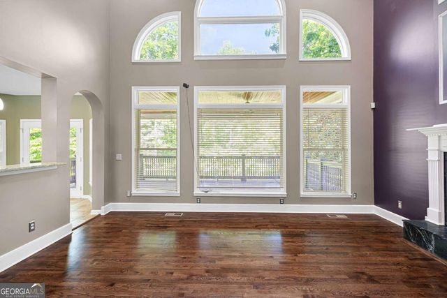 13 Royal Lake Drive SE, Cartersville, GA 30120