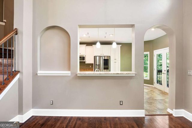 13 Royal Lake Drive SE, Cartersville, GA 30120