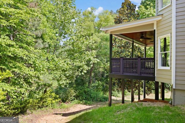 13 Royal Lake Drive SE, Cartersville, GA 30120