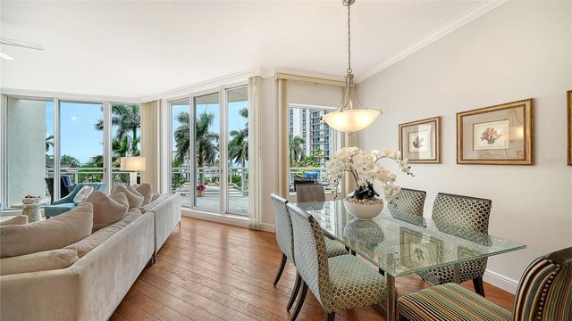 1300 BENJAMIN FRANKLIN DRIVE 301, Sarasota, FL 34236