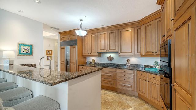 1300 BENJAMIN FRANKLIN DRIVE 301, Sarasota, FL 34236