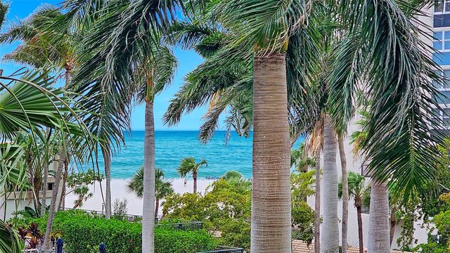 1300 BENJAMIN FRANKLIN DRIVE 301, Sarasota, FL 34236