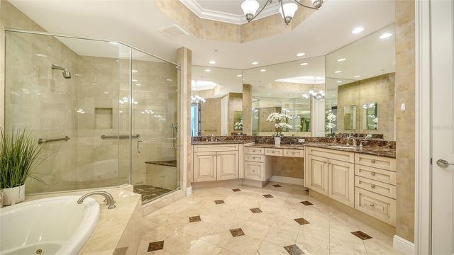 1300 BENJAMIN FRANKLIN DRIVE 301, Sarasota, FL 34236