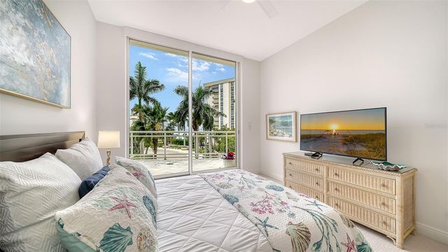 1300 BENJAMIN FRANKLIN DRIVE 301, Sarasota, FL 34236
