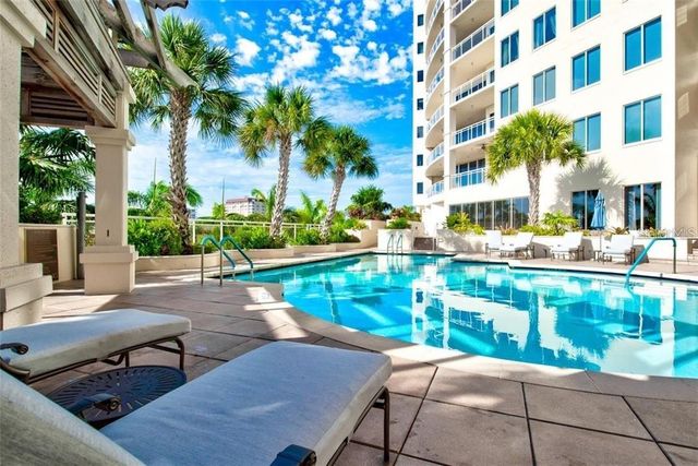 1300 BENJAMIN FRANKLIN DRIVE 301, Sarasota, FL 34236