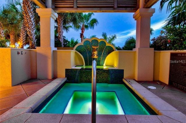 1300 BENJAMIN FRANKLIN DRIVE 301, Sarasota, FL 34236