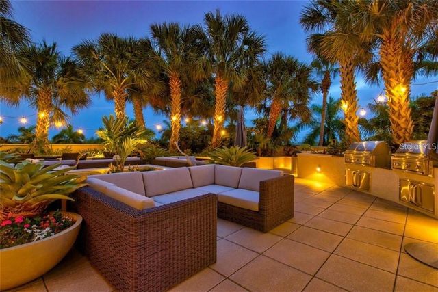 1300 BENJAMIN FRANKLIN DRIVE 301, Sarasota, FL 34236