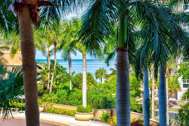 1300 BENJAMIN FRANKLIN DRIVE 301, Sarasota, FL 34236