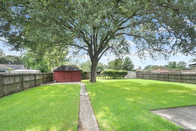 1088 S Burgess Dr, Baton Rouge, LA 70815
