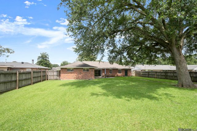 1088 S Burgess Dr, Baton Rouge, LA 70815