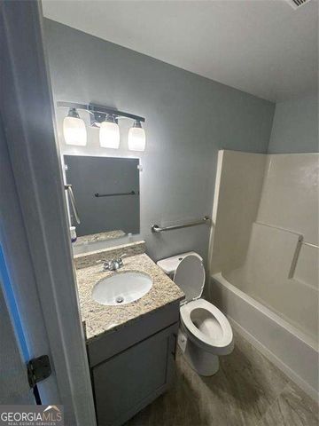 3426 Glenwood Road, Decatur, GA 30032