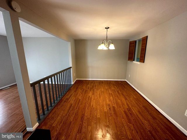 8121 FENWICK CT, Laurel, MD 20707