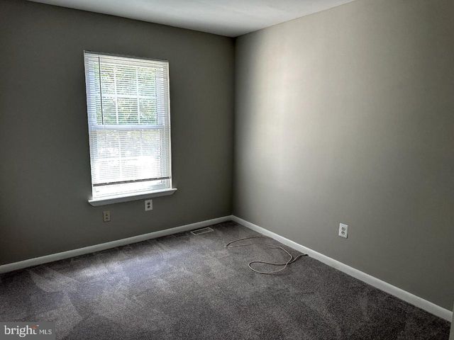 8121 FENWICK CT, Laurel, MD 20707