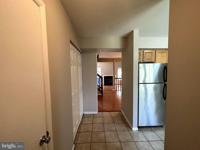 8121 FENWICK CT, Laurel, MD 20707