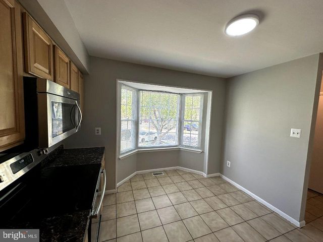 8121 FENWICK CT, Laurel, MD 20707