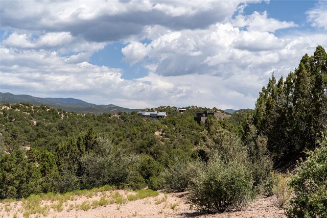 21 Yana Drive, Santa Fe, NM 87506