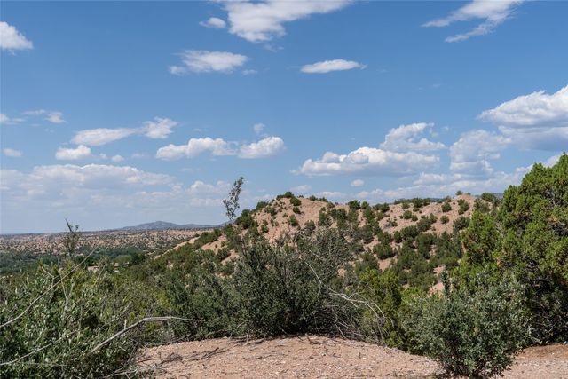 21 Yana Drive, Santa Fe, NM 87506
