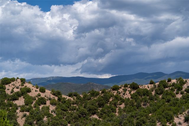 21 Yana Drive, Santa Fe, NM 87506
