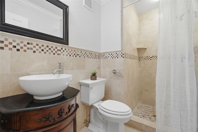 3127 W SLIGH AVENUE 203B, Tampa, FL 33614