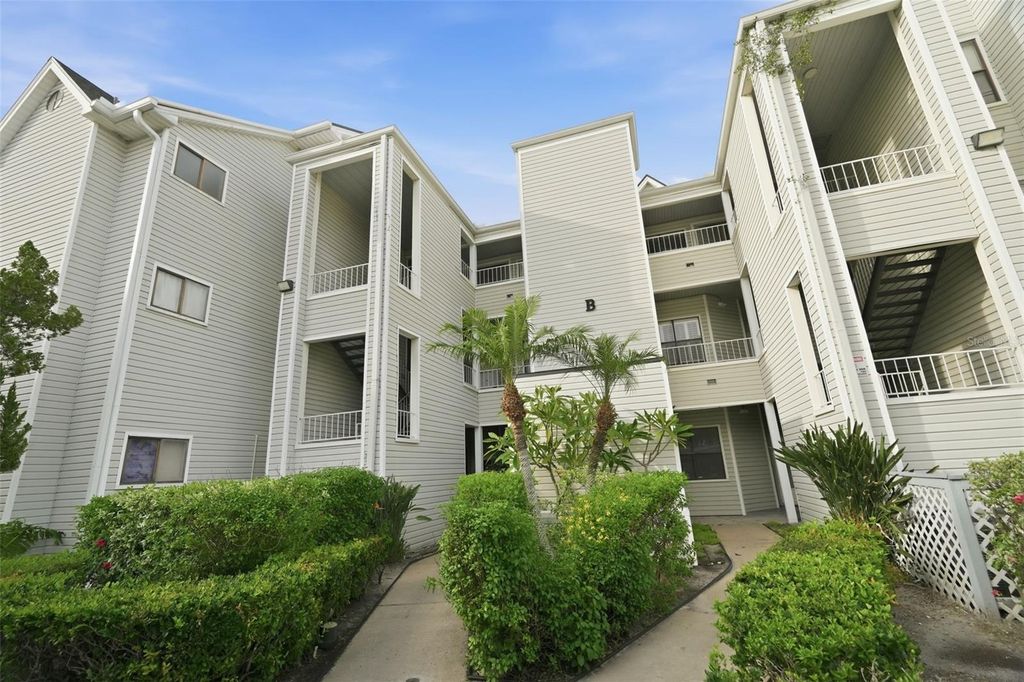 3127 W SLIGH AVENUE 203B, Tampa, FL 33614