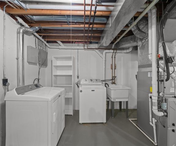 905 Wildt Street, Ann Arbor, MI 48103