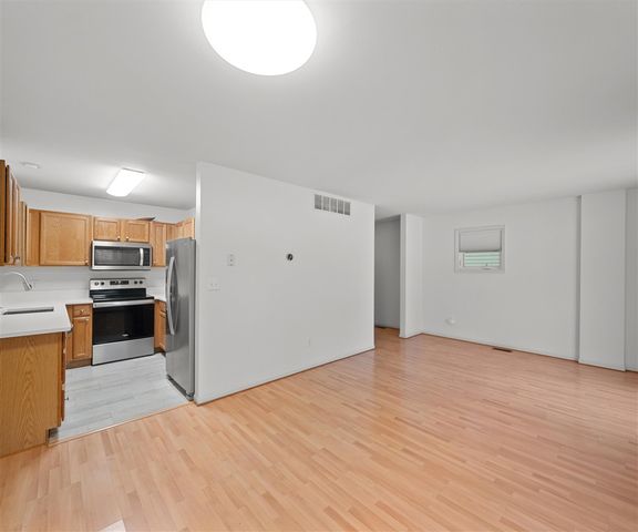 905 Wildt Street, Ann Arbor, MI 48103