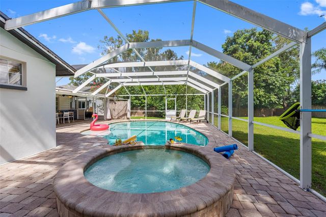 1811 NURSERY ROAD, Clearwater, FL 33764