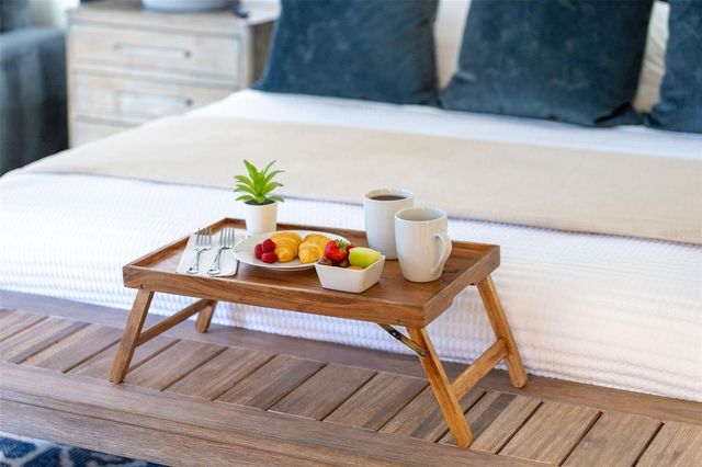 1811 NURSERY ROAD, Clearwater, FL 33764