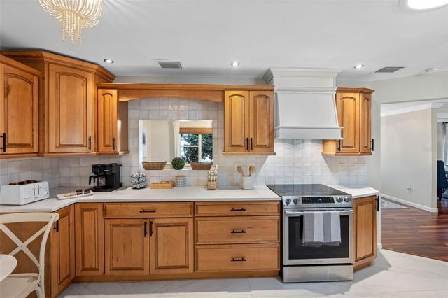 1811 NURSERY ROAD, Clearwater, FL 33764