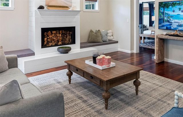 1811 NURSERY ROAD, Clearwater, FL 33764