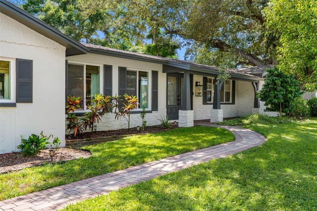 1811 NURSERY ROAD, Clearwater, FL 33764