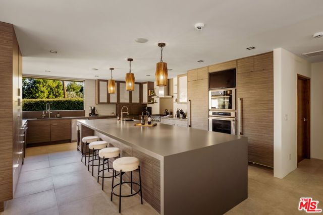 9991 Liebe Drive, Beverly Hills, CA 90210