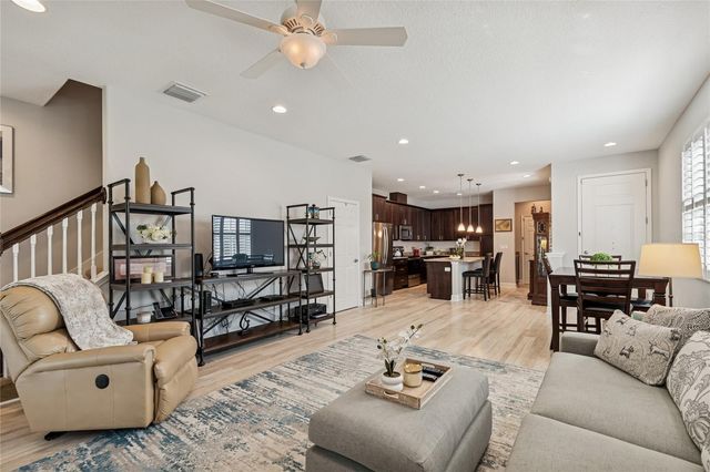 483 HARBOR SPRINGS DRIVE, Palm Harbor, FL 34683