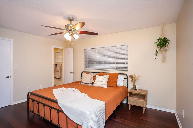 734 NW 38TH STREET, Gainesville, FL 32607