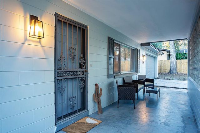 734 NW 38TH STREET, Gainesville, FL 32607