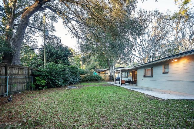 734 NW 38TH STREET, Gainesville, FL 32607