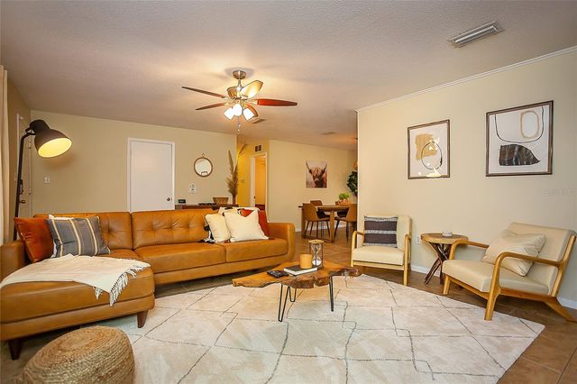 734 NW 38TH STREET, Gainesville, FL 32607