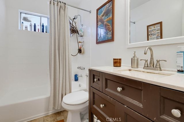 5020 Aldama Street, Los Angeles, CA 90042