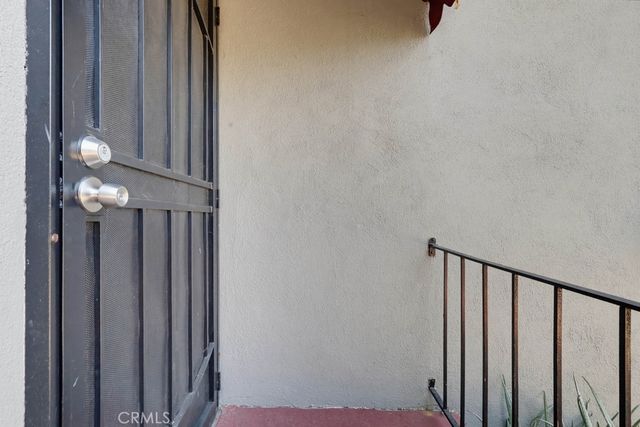 5020 Aldama Street, Los Angeles, CA 90042