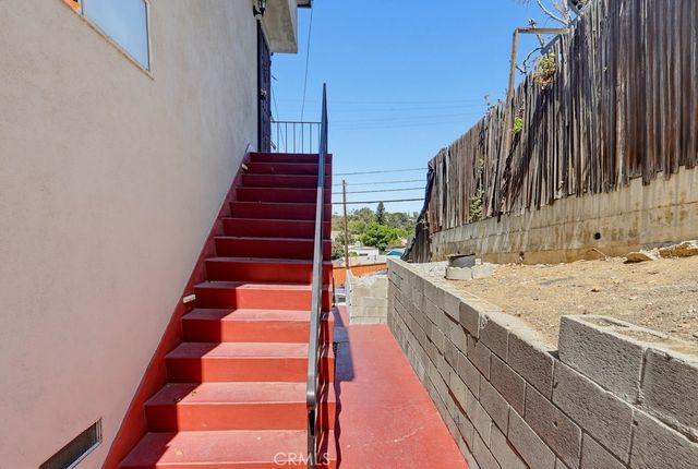 5020 Aldama Street, Los Angeles, CA 90042